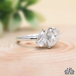 Load image into Gallery viewer, Pear Toi et Moi Diamond Ring - Lab Grown