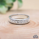 Load image into Gallery viewer, Round Solitaire Diamond Ring - Lab Grown