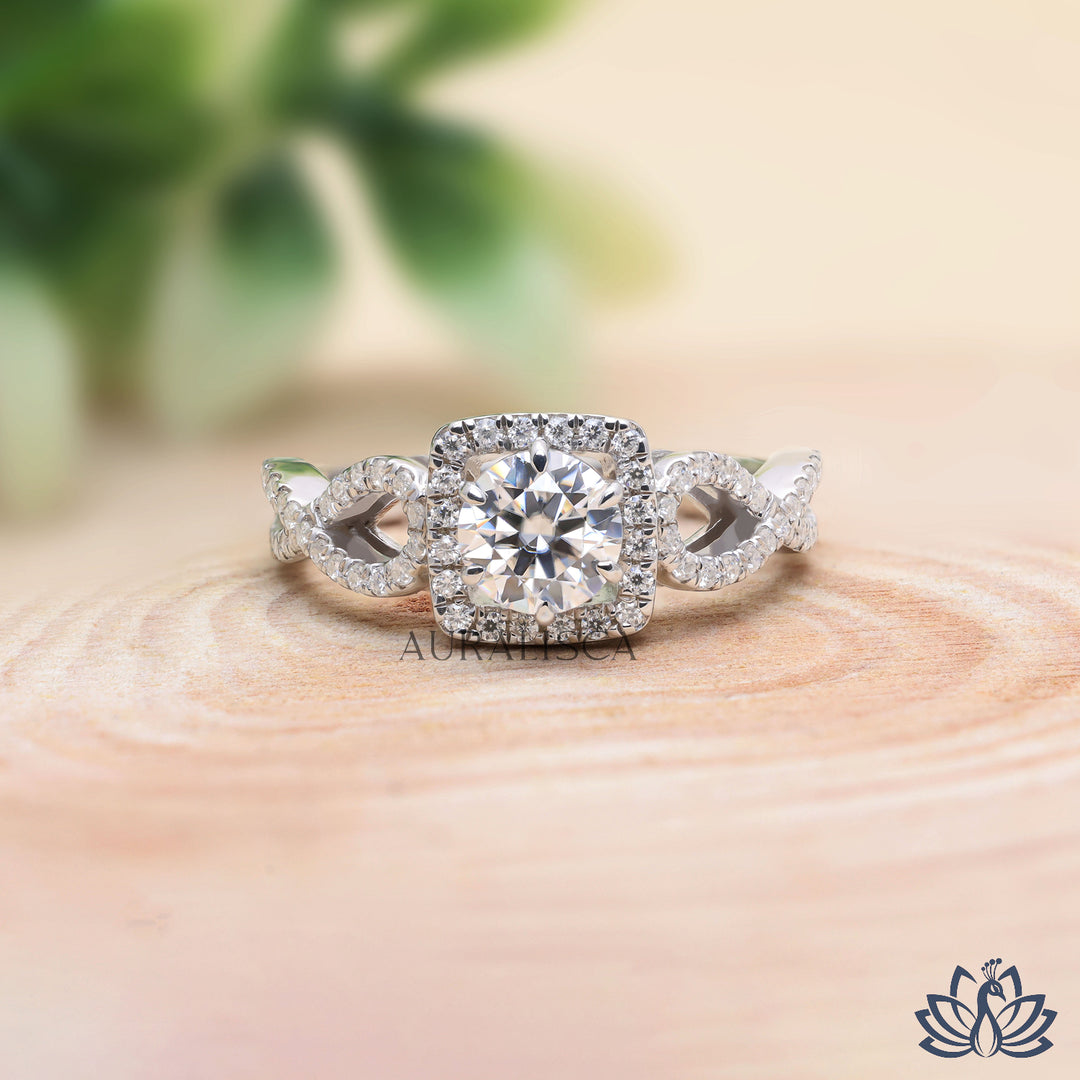 Round Halo Diamond Engagement Ring (Vintage Style) -  Lab Grown