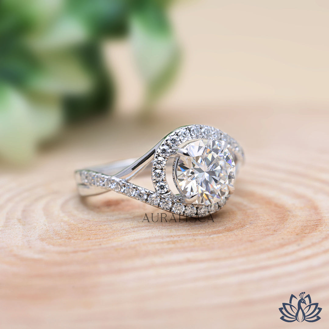 Round Twist Halo Diamond Ring - Lab Grown