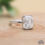 Load image into Gallery viewer, Emerald Stone Diamond Ring - Lab Grown