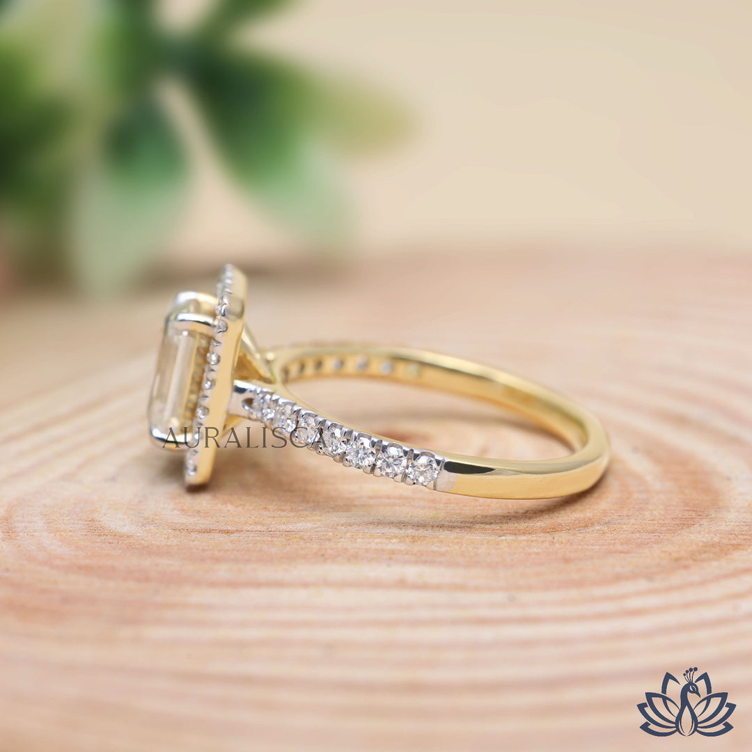 Emerald Halo Diamond Ring - Lab Grown