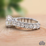 Load image into Gallery viewer, Round Halo Diamond Engagement Ring - Lab Grown