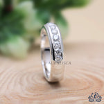 Load image into Gallery viewer, Round Solitaire Diamond Ring - Lab Grown