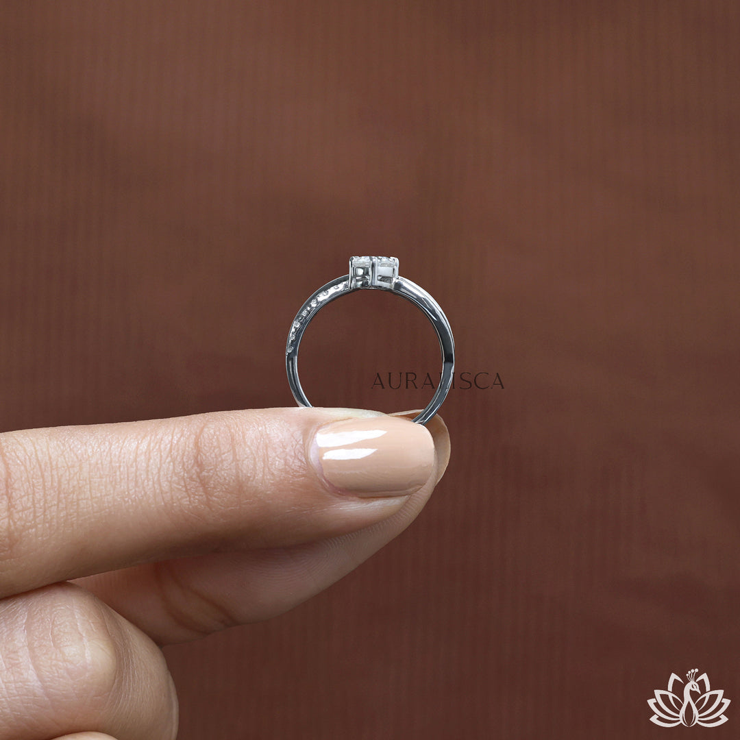 Round Twist Diamond Ring (Modern Design) -  Lab Grown