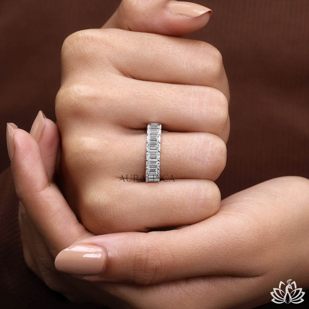 Emerald Solitaire Diamond Ring (Bezel Style) - Lab Grown