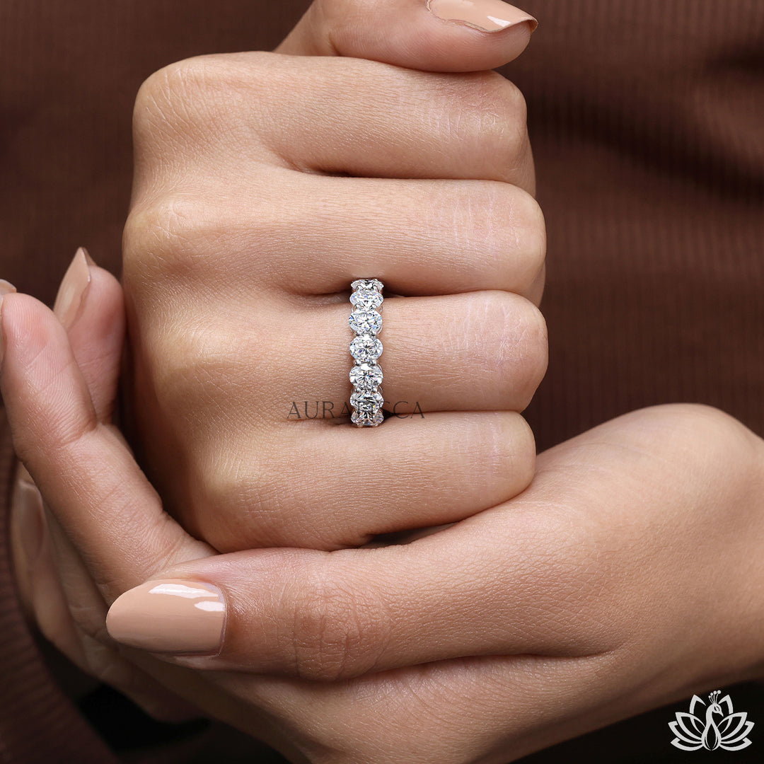 Oval Eternity Diamond Ring (Luxury Band) - Moissanite Diamond