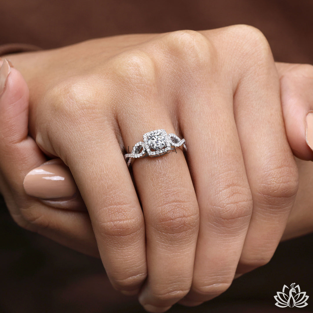 Round Halo Diamond Engagement Ring (Vintage Style) -  Lab Grown