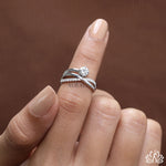 Load image into Gallery viewer, Round Twist Diamond Ring (Modern Design) -  Lab Grown
