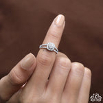 Load image into Gallery viewer, Round Halo Diamond Engagement Ring (Split Band) - Lab Grown