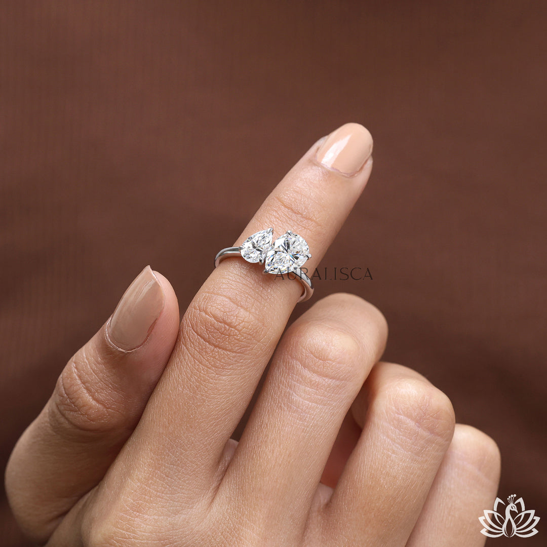 Pear Toi et Moi Diamond Ring - Lab Grown