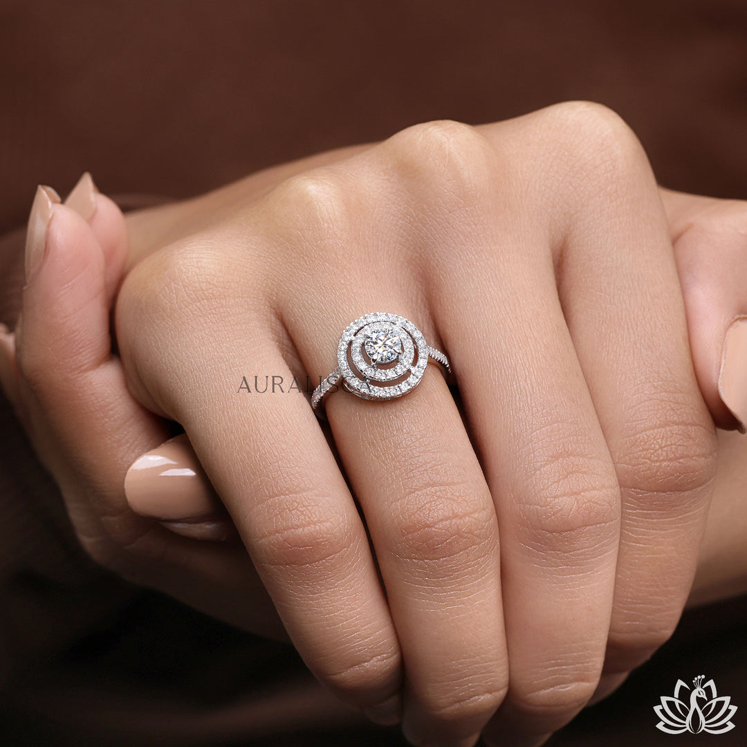 Round Halo Diamond Engagement Ring (Vintage Design) - Lab Grown